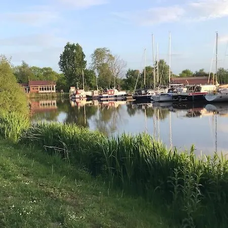 Hafenfewo Weener - Urlaub Direkt Am Wasser Exterior photo