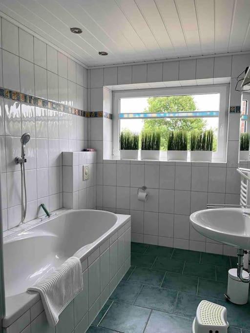 Hafenfewo - Urlaub Direkt Am Wasser Apartment Weener