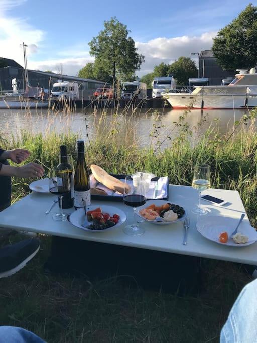 Hafenfewo - Urlaub Direkt Am Wasser *